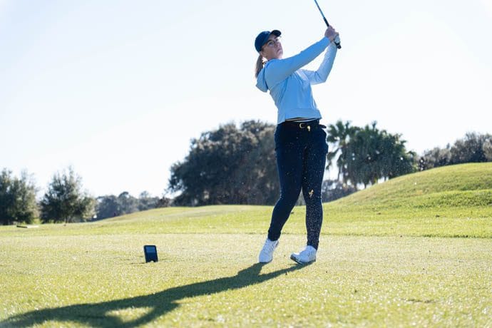 A player using the SHot Scope LM1 launch monitor on the golf course